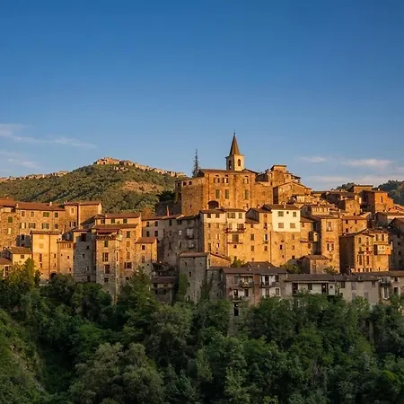La Rocca Sospesa - Il Nido Apricale